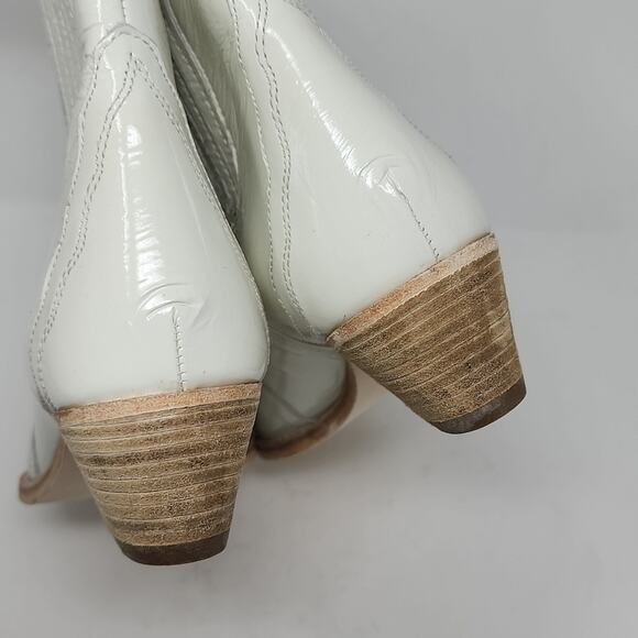 Free People New Frontier Chelsea Wester Booties Ivory Patent Leather Size 9.5 - Picture 5 of 7